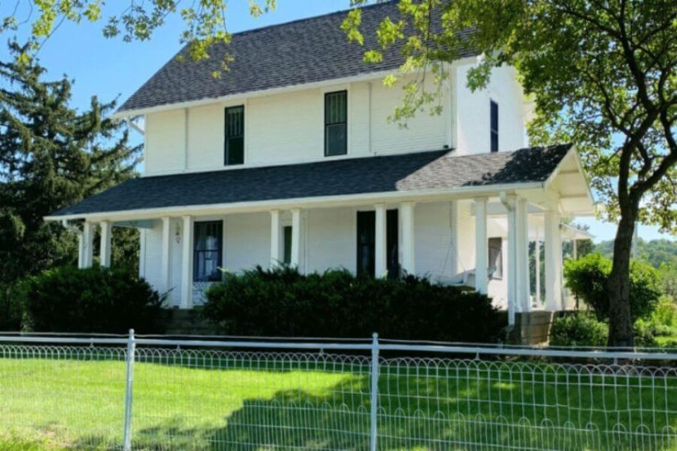 Covered Bridge House photo